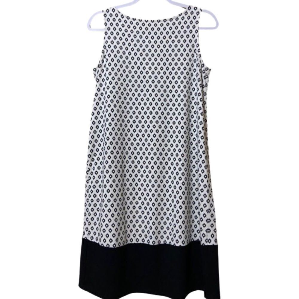J. Jill Wearever Collection Black and Cream Sleeveless Dress
